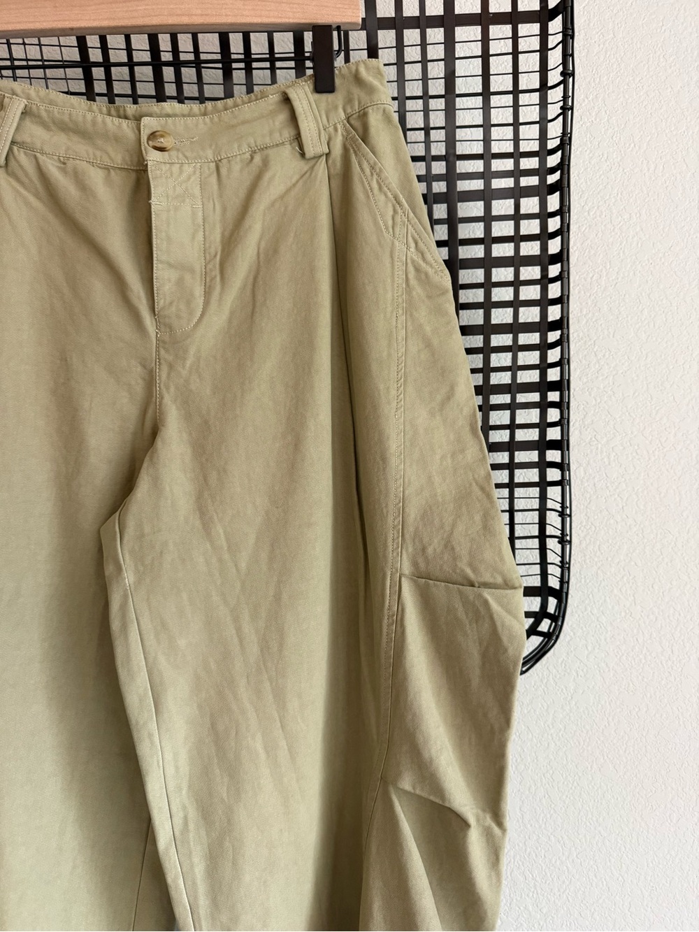 Free people Must Have Wide-Leg Chino Trousers - Picture 5 of 8